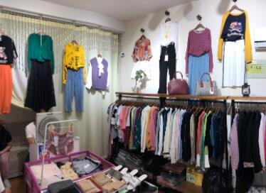 衣服店名字简单大气(精选600个)